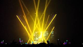 Paul Van Dyk plays Push - Universal Nation