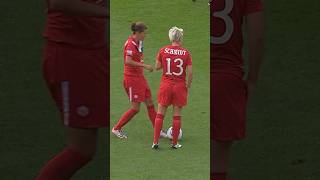 Christine Sinclair scores a clutch free kick!