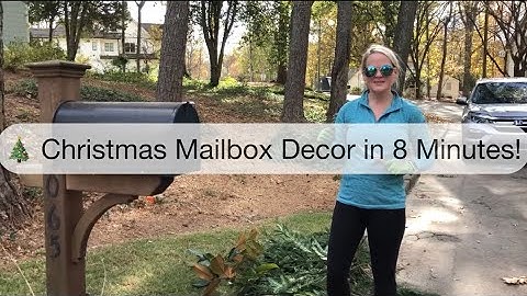 🎄 Christmas Mailbox Decorating in under 8 Minutes | Easy Outdoor Holiday Decor 2025