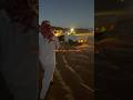 اخوه ماخذ سيارته وقفطه نازل البر يلعب بسيارته بالبر اخوه ماخذ سيارته وقفطه نازل البر يلعب بسيارته بالبر
