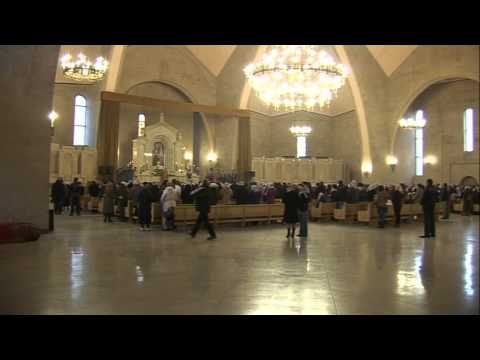 Video: Vier Die Dag Van Sint Gregorius, Die Verligter Van Armenië