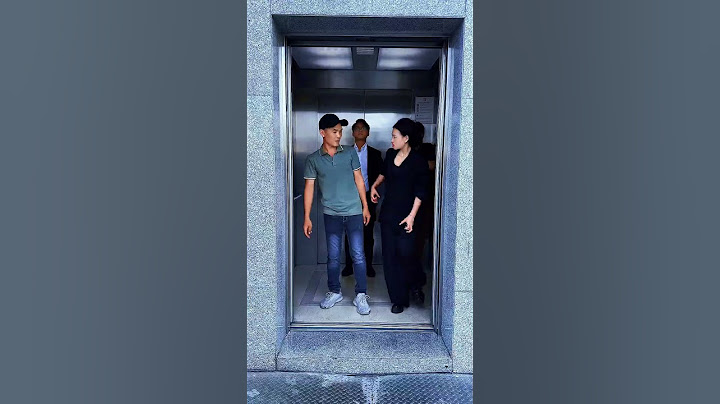 Be respectful when taking the elevator #kindness #goodman #help #respect #shorts