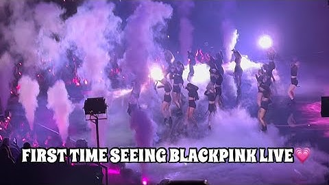 BLACKPINK performing PINK VENOM at the MTV VMAS 2022 [AUDIENCE REACTION / BLINK FANCAM]💗🖤