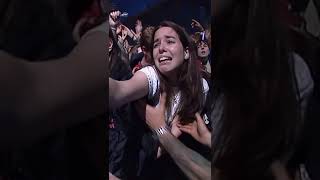 Michael Jackson Crazy Fan Kiss And Hug Moment Whatsapp Status Vertical 10801920