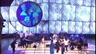Ricky Martin, Celia Cruz  &amp; Gloria Estefan - Oye como va