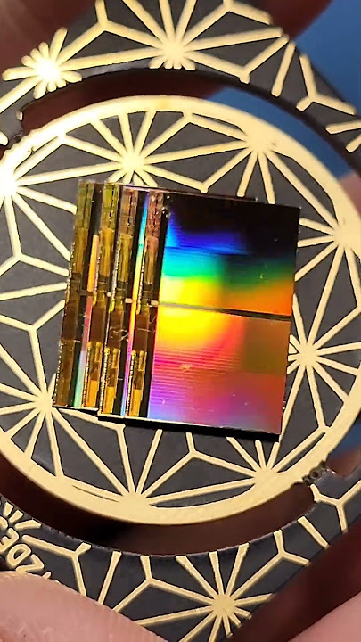 2GB NAND storage chips #componentscloseup