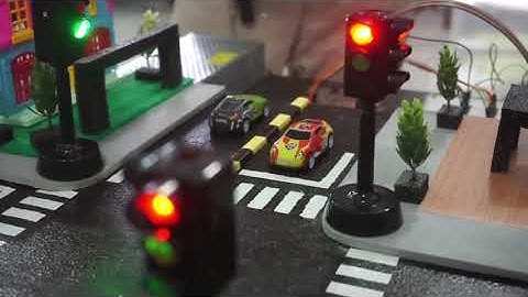 Pembelajaran Pemrograman embeded pada traffic light - Konsentrasi Keahlian TEI