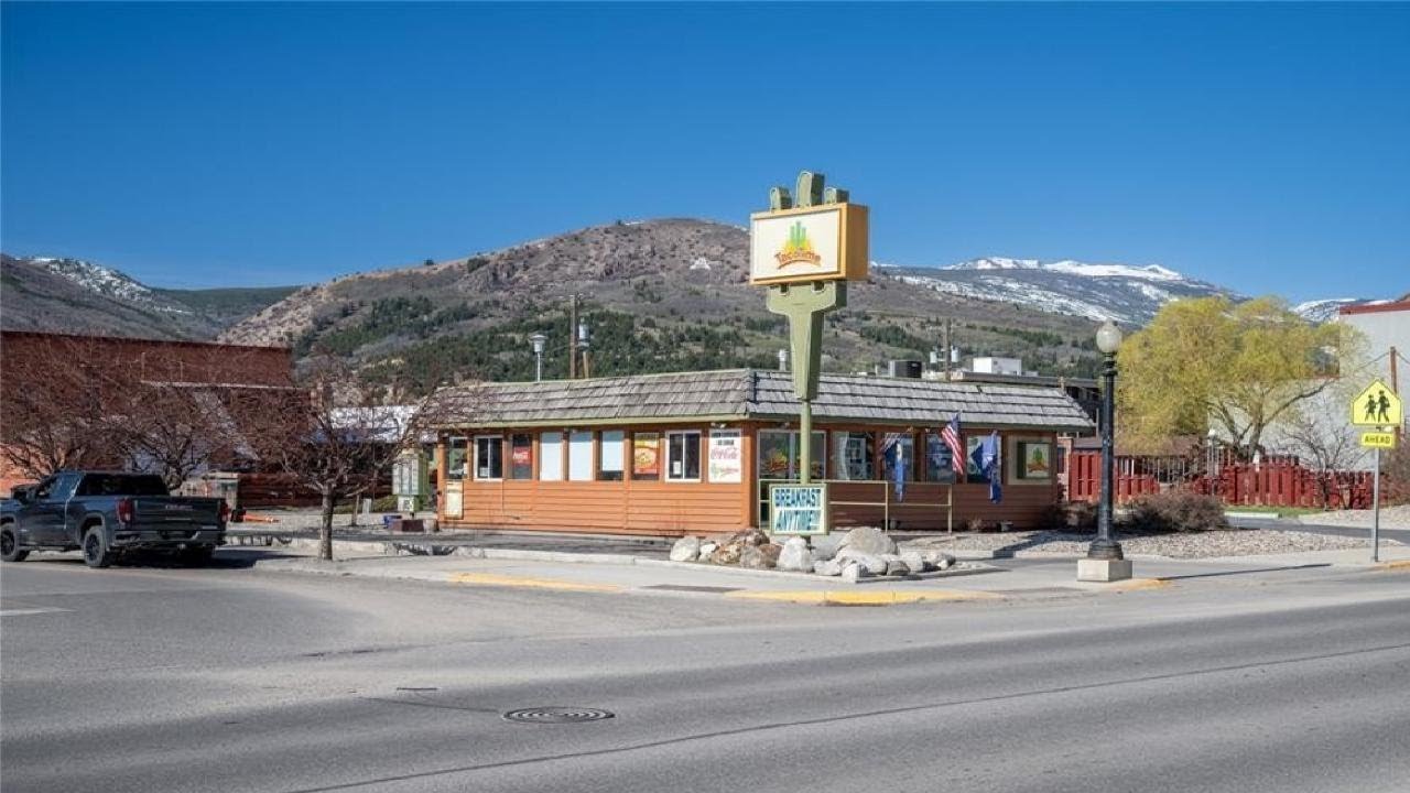 421 E Commercial Avenue, Anaconda, MT Presented by Amy Jovanovich