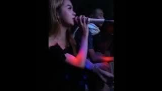 karokean sambil grepe purel lc cantik