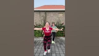 kalau ini goyang apa ya? #dance #aerobictermantul #senamaerobik #duet #kelasaerobicpemula #gemoy