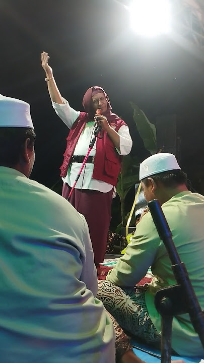Habib Syafi'i menikmati iringan sholawat dari semut Ireng 😁🌹 #sholawat #hadroh