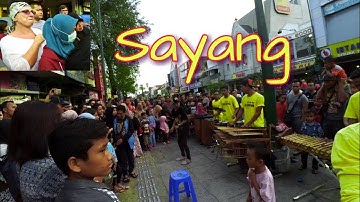 SAYANG - Carehal Angklung Malioboro & Kekompakan Temonholic