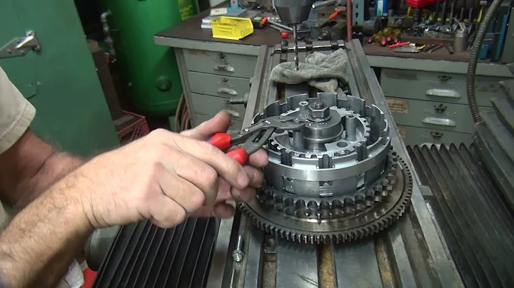 #161 how to do it, fix m8 remove broken clutch pressure plate bolts touring harley tatro machine