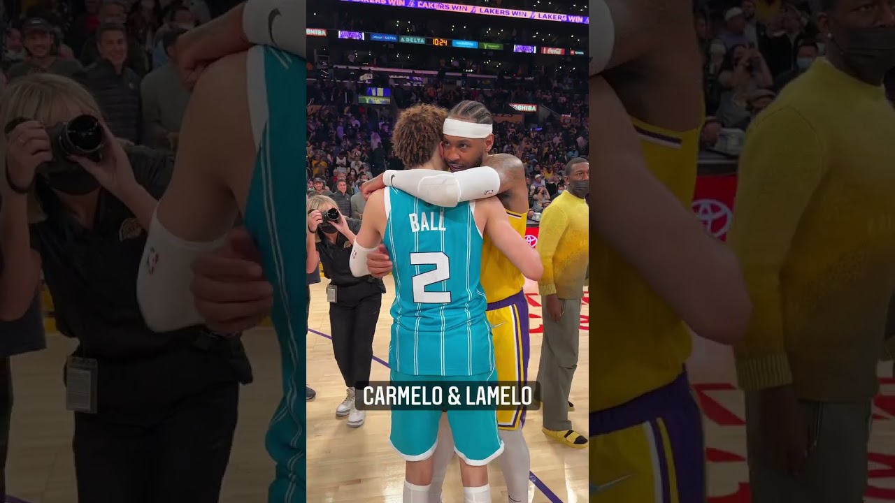 LaMelo and Carmelo jersey swap after the game. Respect. 🙌