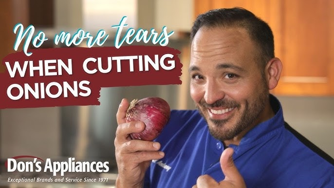 How to Cut Onions Without Crying (5 Tips for Tearless Onion Cutting) - A  Spectacled Owl