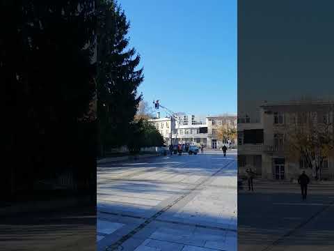 Поставиха Коледната звезда