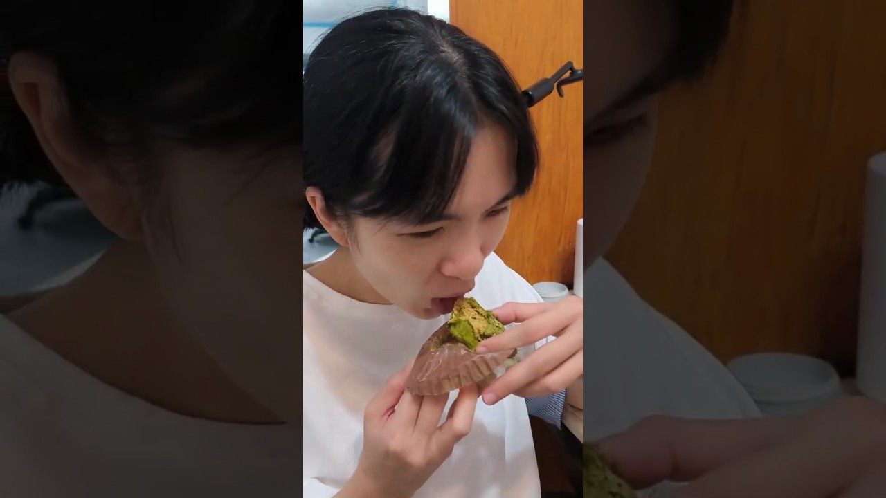 欸不是~一顆要169的杜拜巧克力好吃嗎? #杜拜巧克力 #全家 #一顆就破產 縮圖
