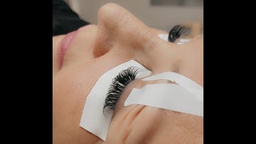 Taping techniques for eyelash extensions