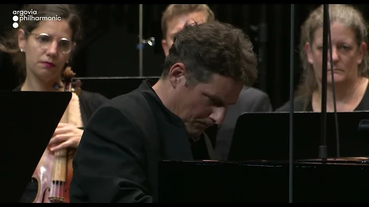 Beethoven: Klavierkonzert Nr. 1 C-Dur  Oliver Schn...