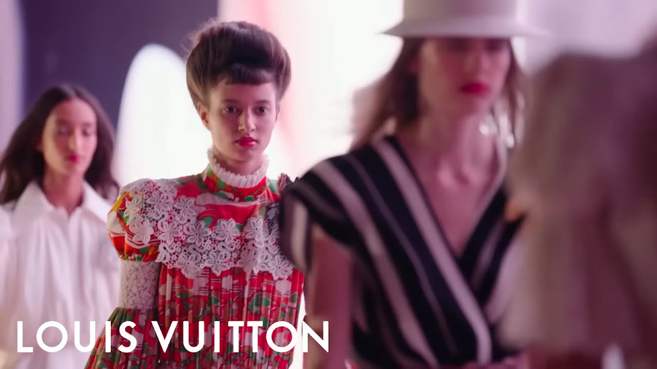 Louis Vuitton Spring-Summer 2020 Fashion Show Finale - YouTube