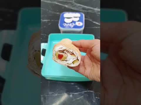 زين مابدو ياخد معو لانش بوکس ع المدرسة ليش 