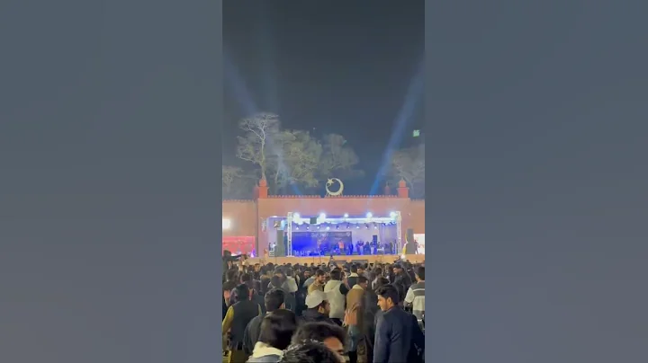 Live concert with sahir ali bhagga at UAF #uaf #uaflife #uafacts #sahiralibagga#sahiralibaggastatus