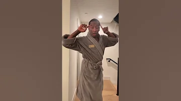 Im The Best Magician In Town I Do Birthdays And Weddings Too Lol Short Shorts Markellwashington 