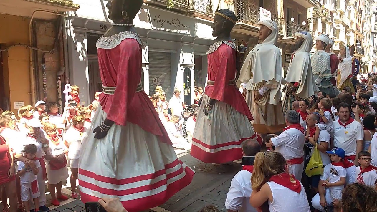 Gigantes de Pamplona - Vals