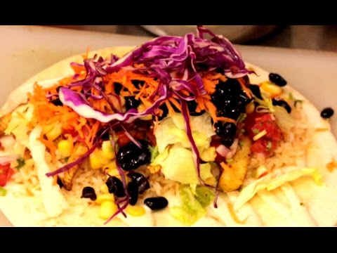 Wideo: California Burrito To Idealna Kulinarna Hybryda