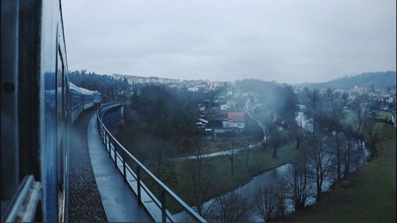 Rané natáčení z vlaku v Česku🚊 | Brno hl.n. - Náměšť nad Oslavou z okna vlaku | Чехия из окна поезда