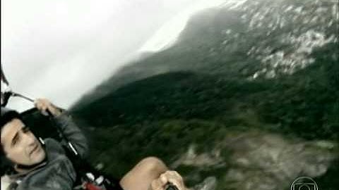G1   'Eu não falhei', diz instrutor que viveu momentos de pânico no parapente   notícias em Minas Ge