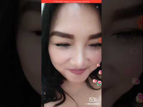 Tante muda cium tembok bikin halu//bigo live hot