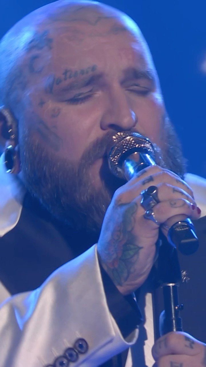 #TeddySwims performs “Bad Dreams” from his album I’ve Tried Everything But Therapy (Part 2)!