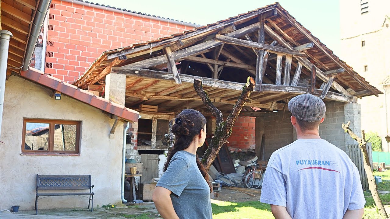 TIMELAPSE | ABANDONED ROTTEN BARN TRANSFORMATION - YouTube