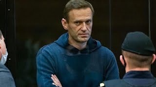 Letöltendő börtönbüntetésre ítélték Alekszej Navalnijt