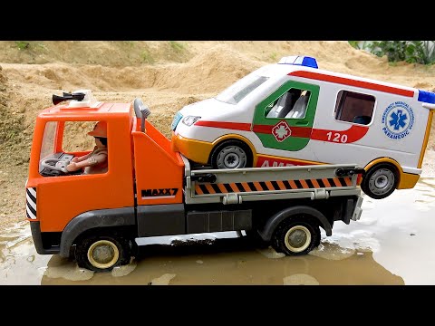 Сборник забавных видео с игрушечными танк пожарная машина скорая помощь