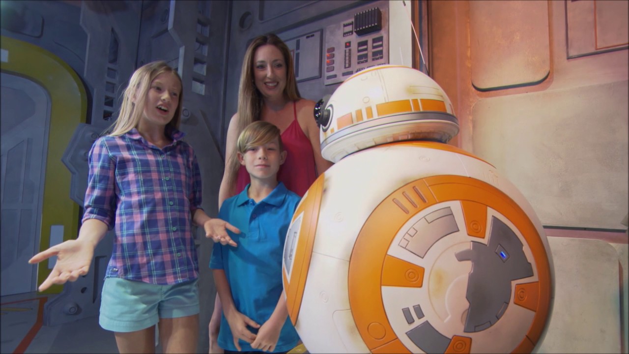 BB8 Meet and Greet at Star Wars Launch Bay in Disney's Hollywood
