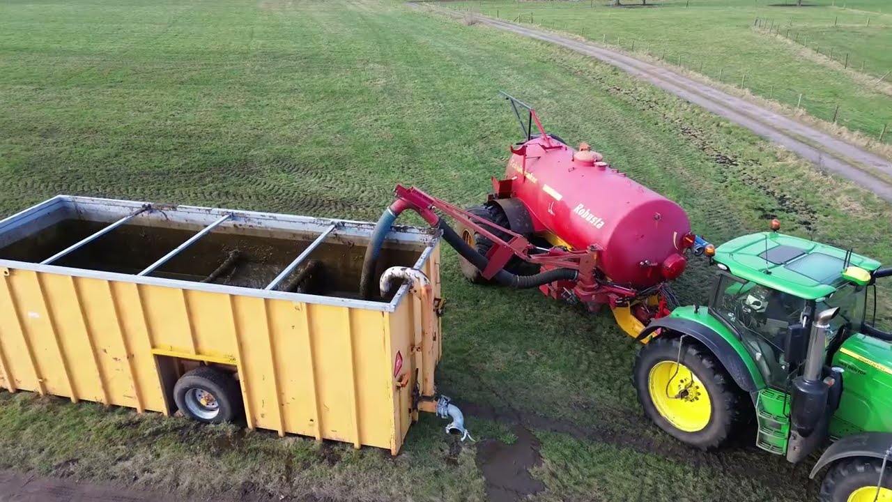 DIT IS GENIETEN! | Bovengronds mest uitrijden voor boerderij de Remeker | John Deere 6195R | CABVIEW