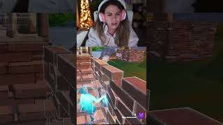 SHADOW TRACKER PISTOL BUG IN FORTNITE #shorts screenshot 5