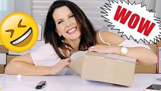 FREE STUFF BEAUTY GURUS GET | Unboxing PR Packages ... Episode 2