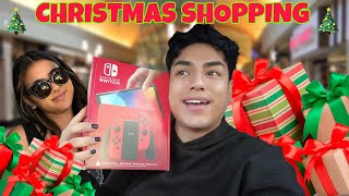 I WENT CHRISTMAS SHOPPING W/ MY SISTER!