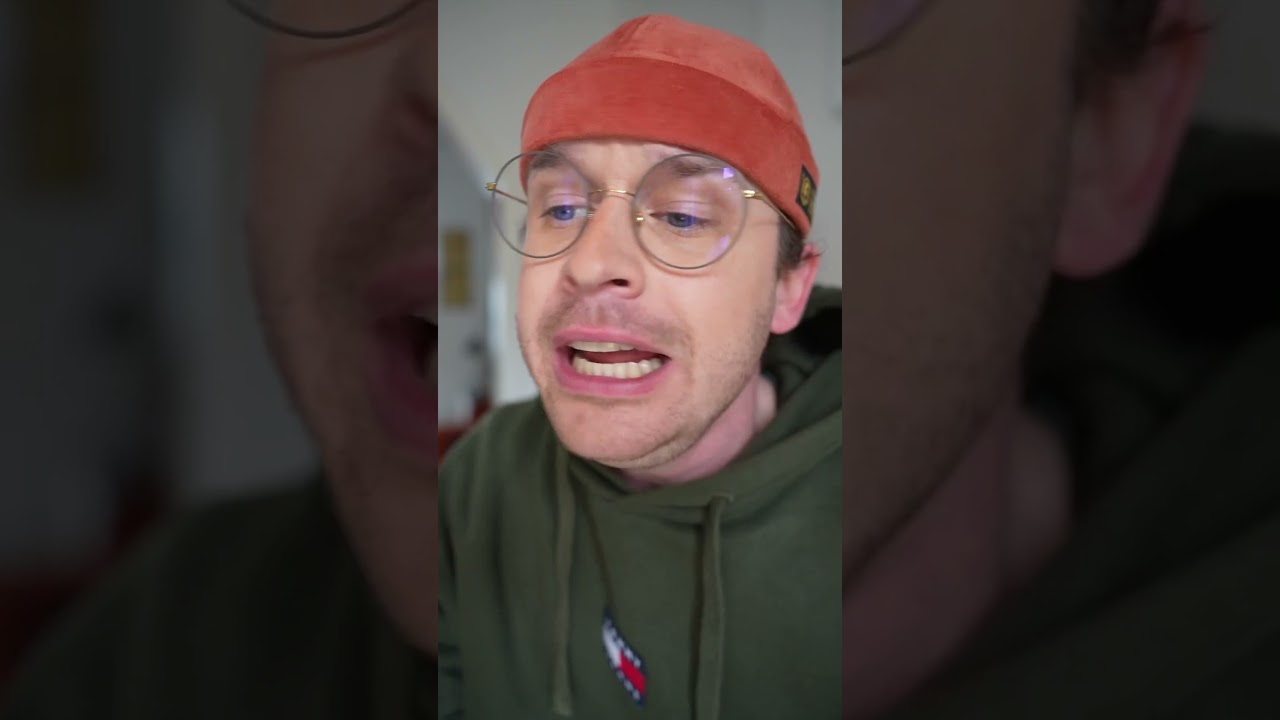 MON PREMIER CHEVEU BLANC 😂😂😂