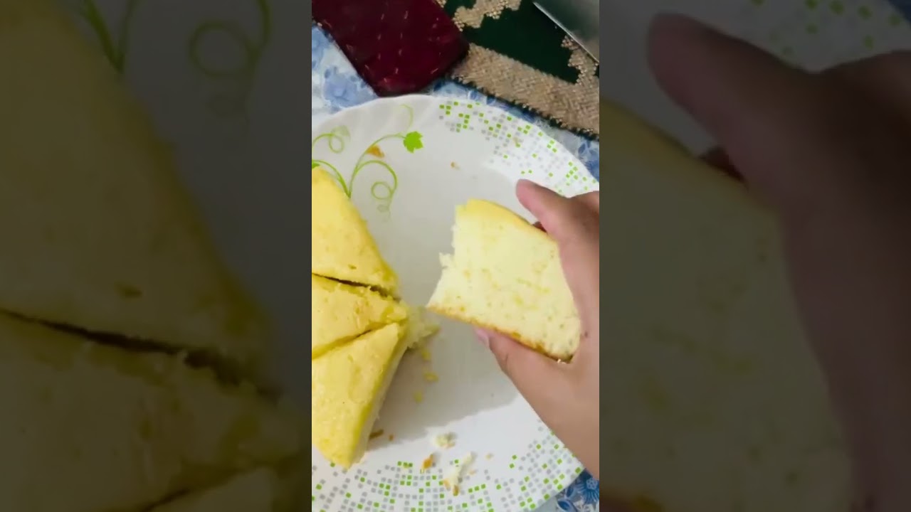 Yummy 🤤 sweet cakes