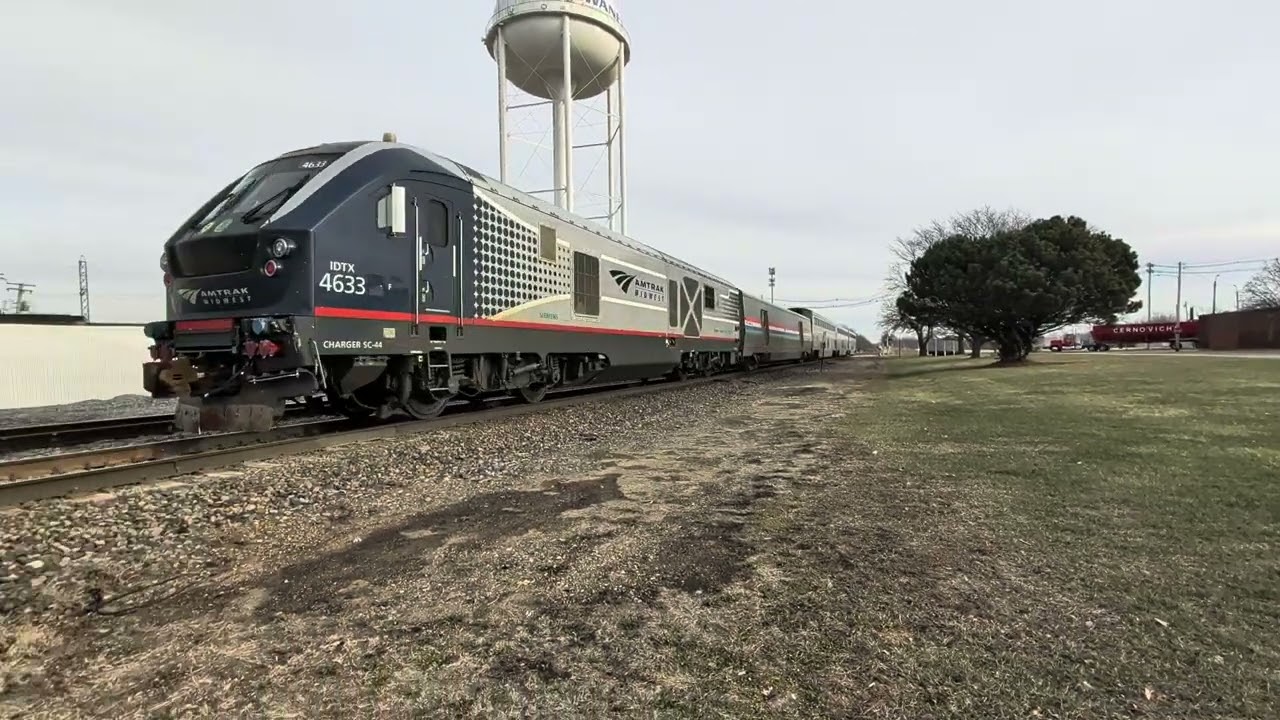 Amtrak 381 Carl Sandburg 