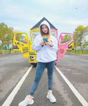 Story  wa terbaru ladies truk cantik literasi 30 detik mbak calista ladies nya blitar