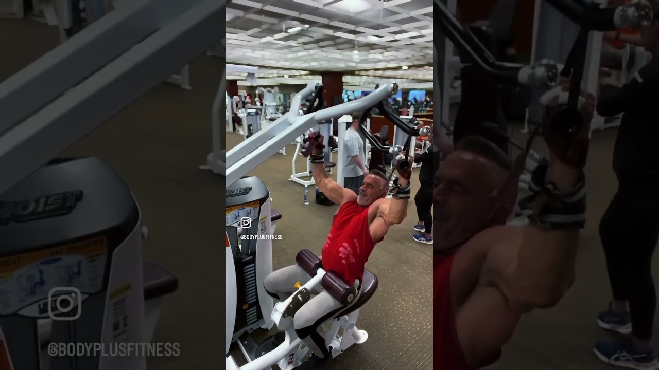 Try using cable crossover handles on the lat pulldown machine so you can vary your grip better pump