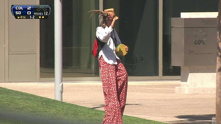 Fan uses stilts to get around ballpark