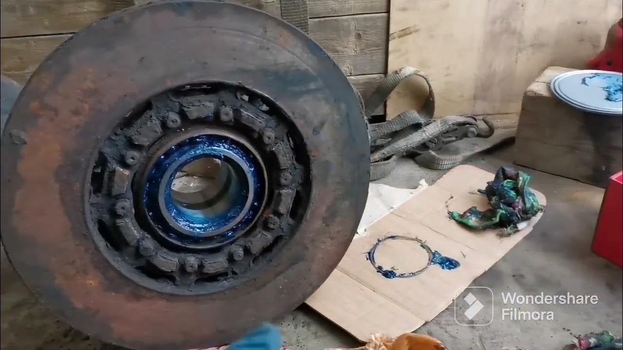 Как открутить гайку ось саф