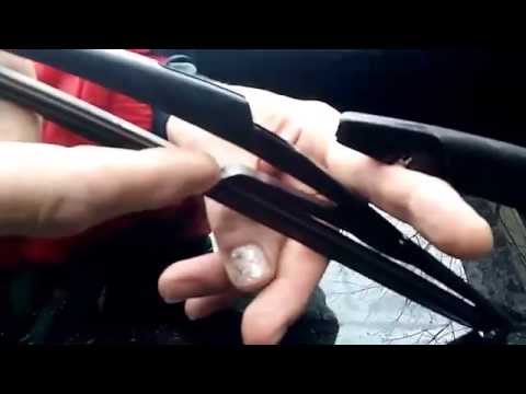 How to replace NISSAN ROGUE/MURANO rear wiper blade