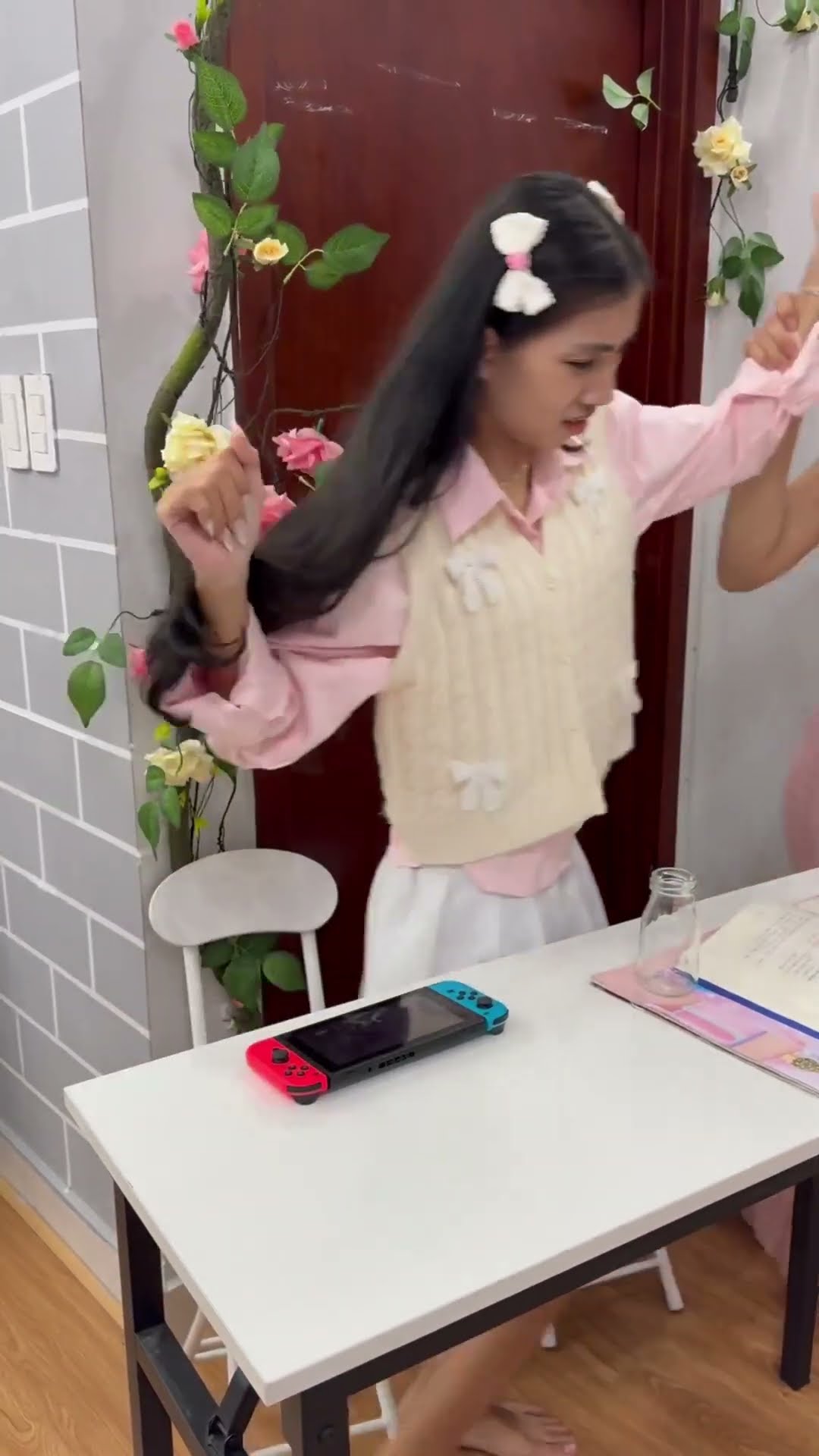 LNF - Em gái tội nghiệp bị hiểu lầm ? Poor sister and bad dog ? #shorts